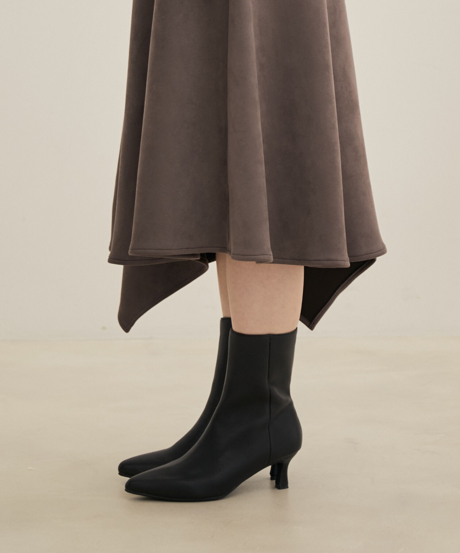 Juze「【生活防水・抗菌防臭】リサイクルレザーポインテッドミドルブーツ【sustainable】」|その他|