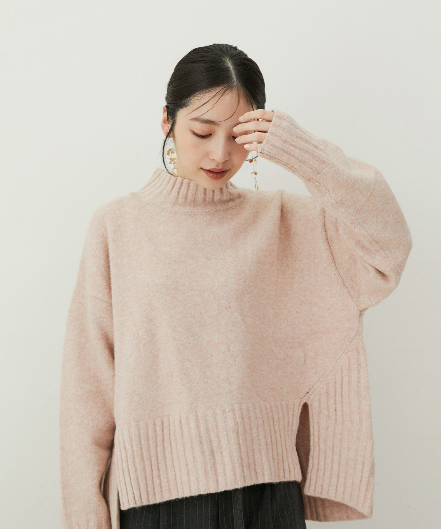 VIS「【選べる着丈】ふわもこサイドスリットニット【洗える】」|ニット・セーター|