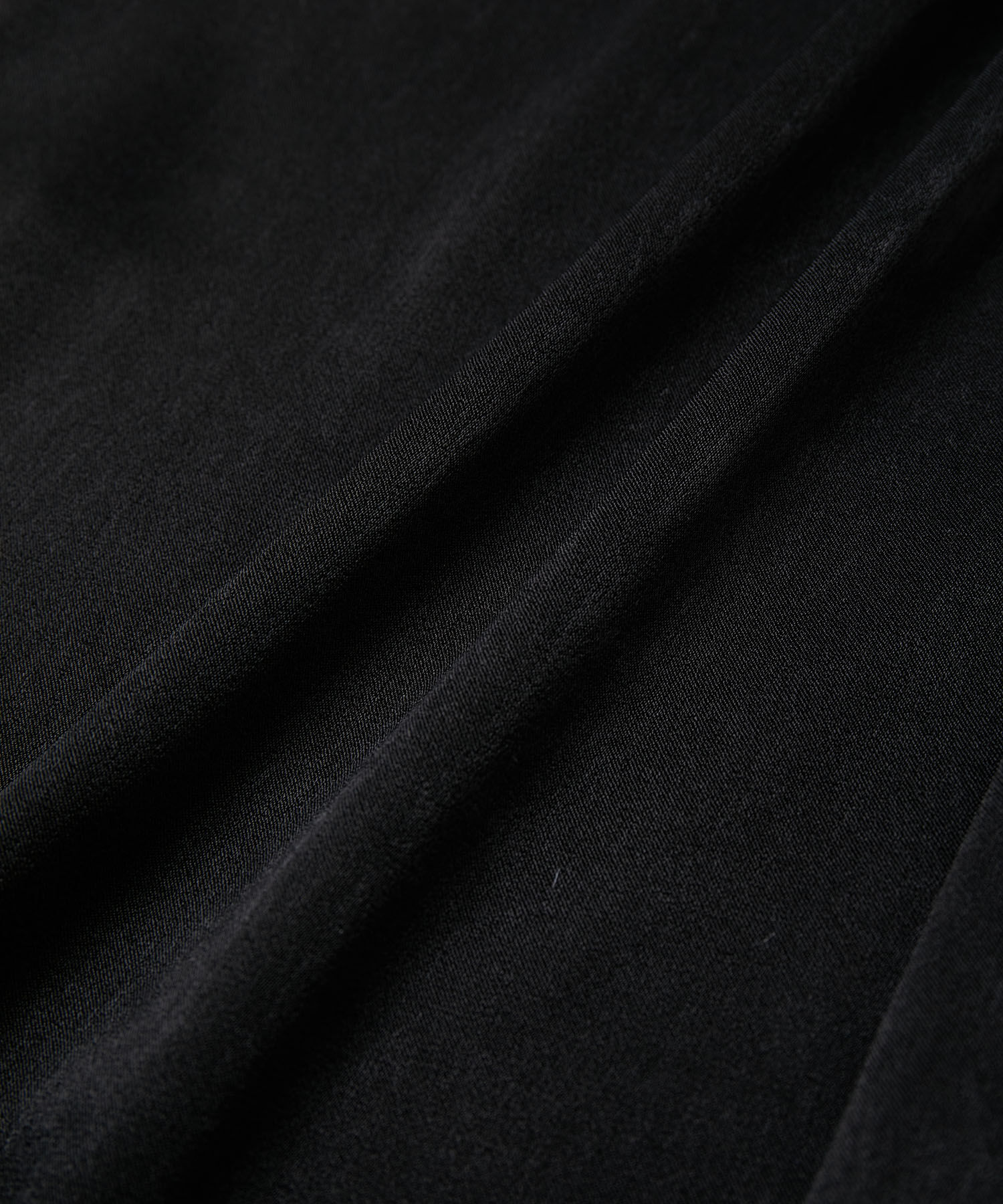 VIS「【前後2WAY】ファスナーピーチサテンブラウス」|シャツ・ブラウス|