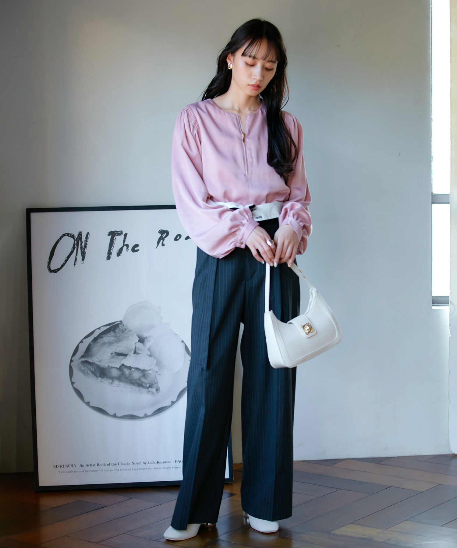 VIS「【前後2WAY】ファスナーピーチサテンブラウス」|シャツ・ブラウス|