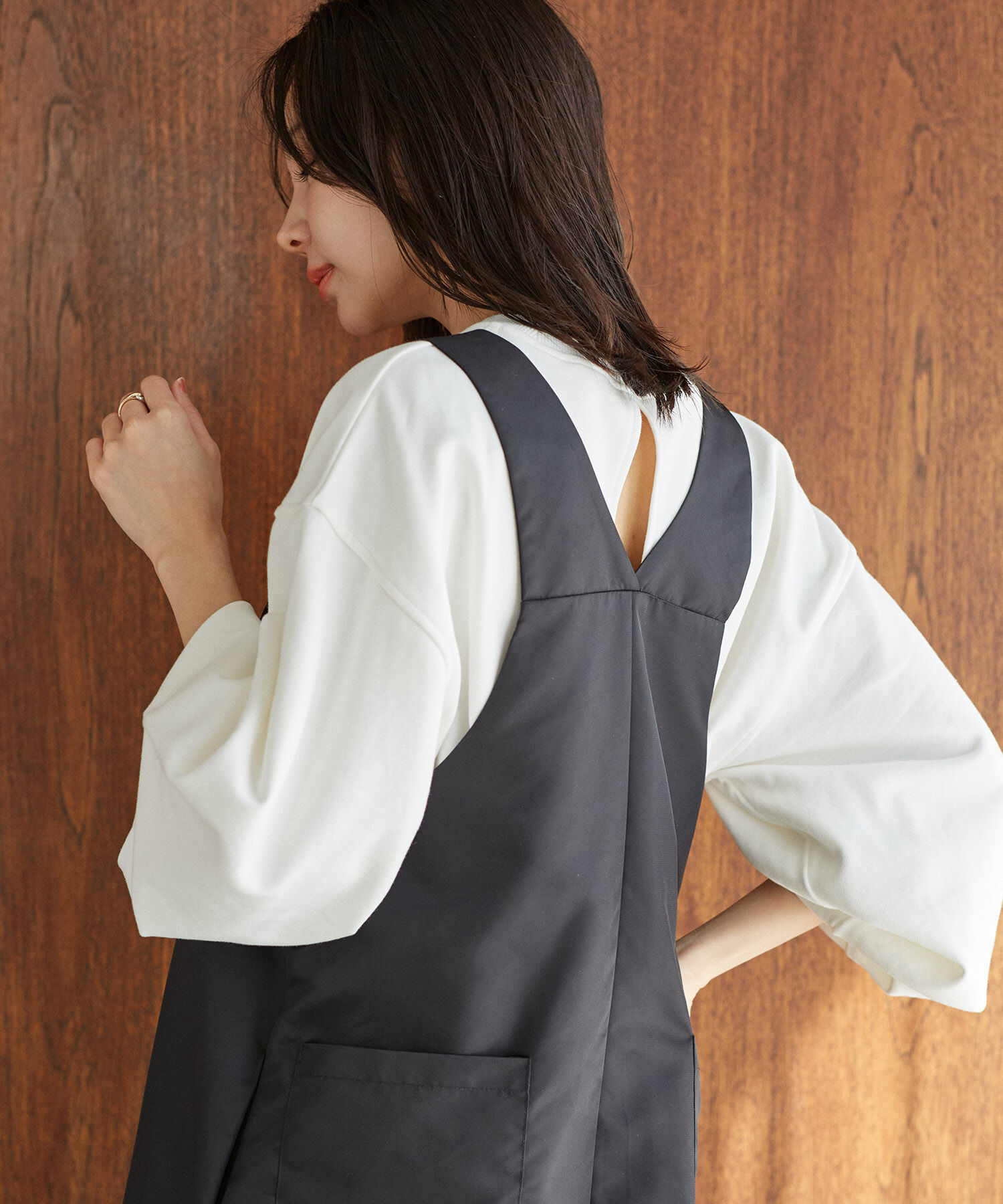 VIS「箔ロゴスウェットプルオーバー」|スウェット・ジャージ|