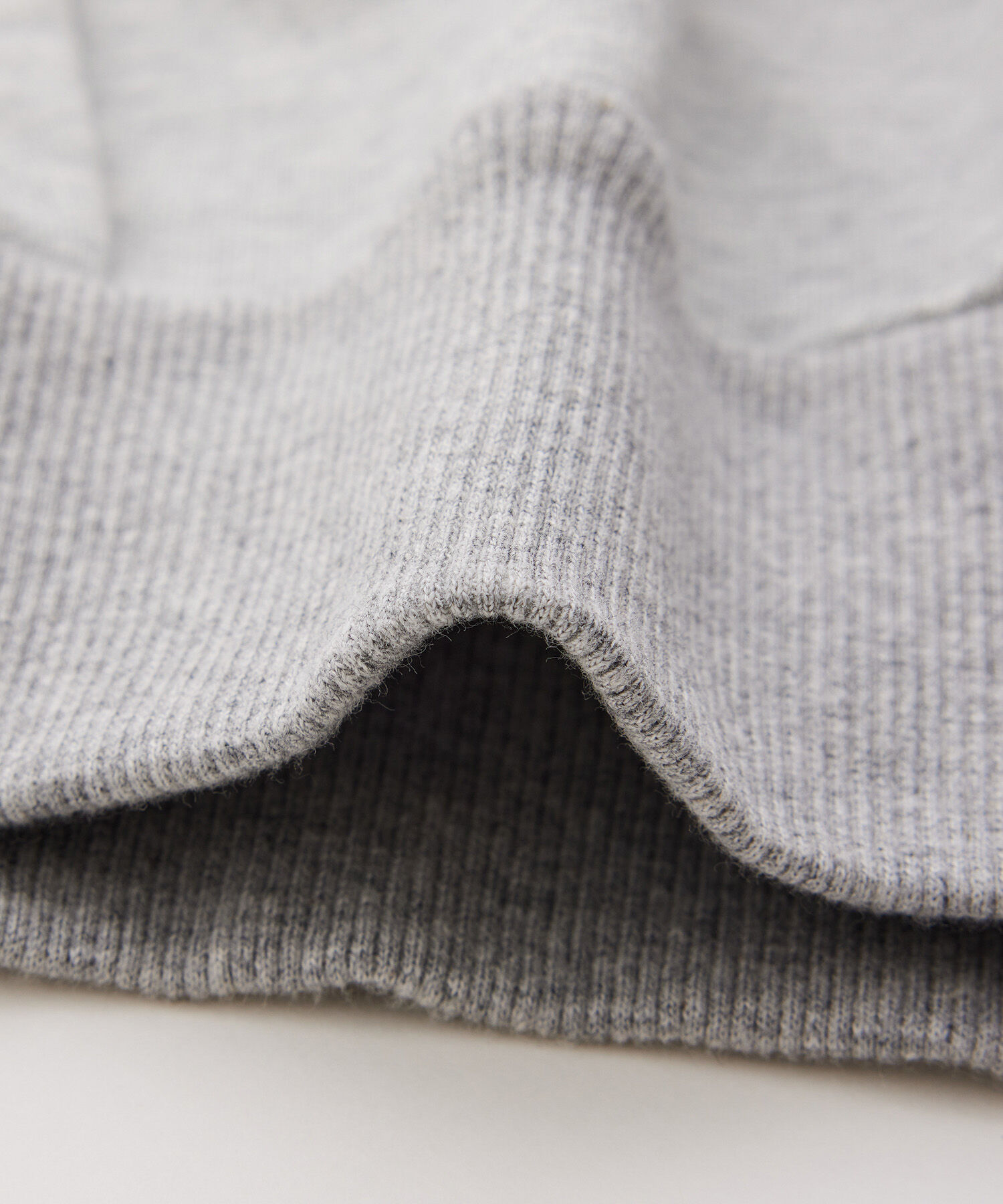 VIS「箔ロゴスウェットプルオーバー」|スウェット・ジャージ|