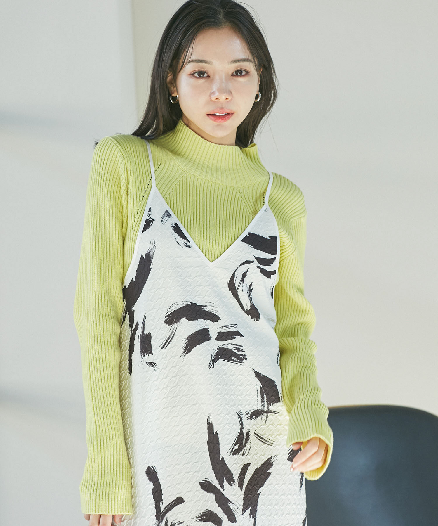 VIS「【洗える】アート柄キャミワンピース」|ワンピース|