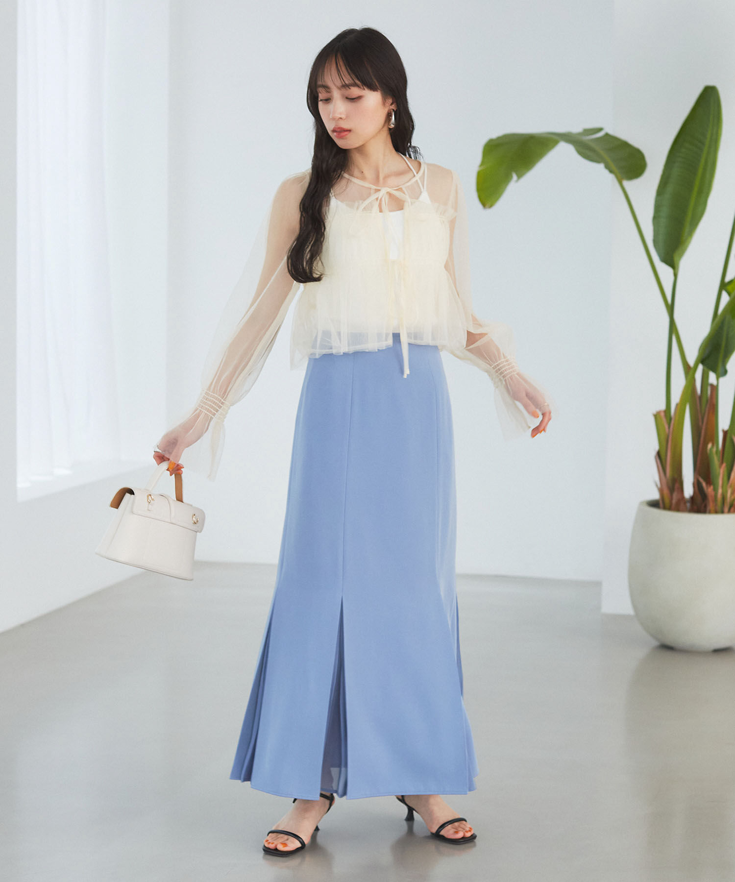 VIS「【前後2WAY】袖シャーリングチュールリボンブラウス」|シャツ・ブラウス|