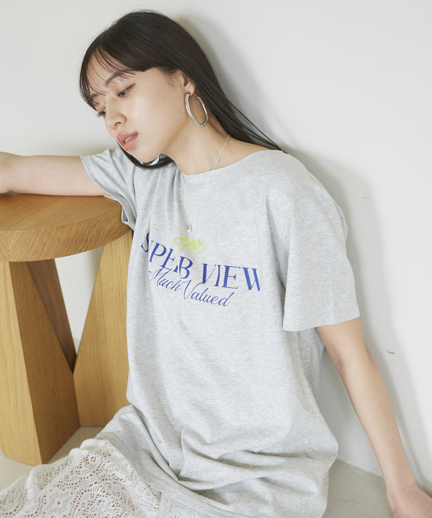 VIS「【洗える】Souvenir ロゴTシャツ」|Tシャツ・カットソー|