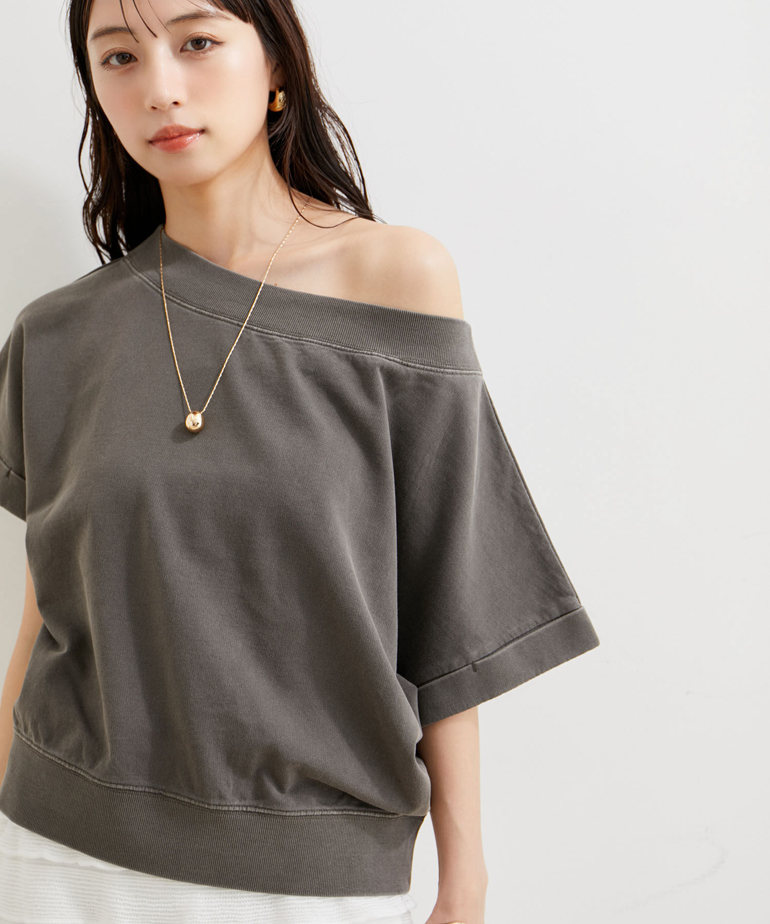 VIS「【洗える】ピグメント加工ワンショルプルオーバー」|Tシャツ・カットソー|チャコール(06)