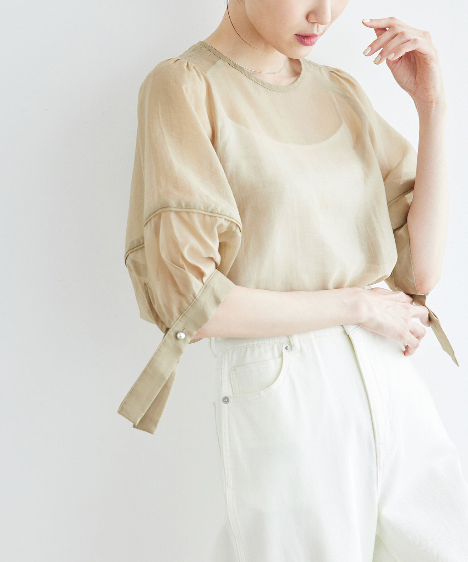 Rope&rsquo;Picnic「【emur/エミュール】シアーフリルカフスブラウス」|シャツ・ブラウス|