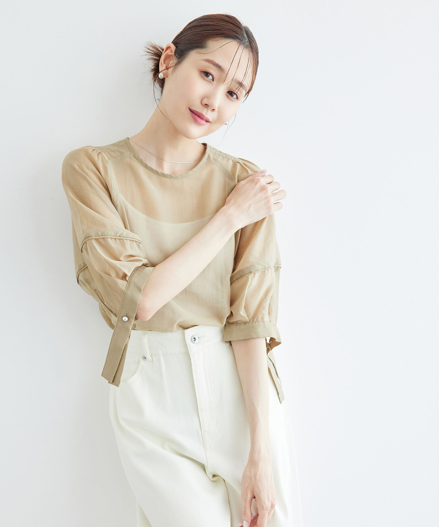 Rope&rsquo;Picnic「【emur/エミュール】シアーフリルカフスブラウス」|シャツ・ブラウス|