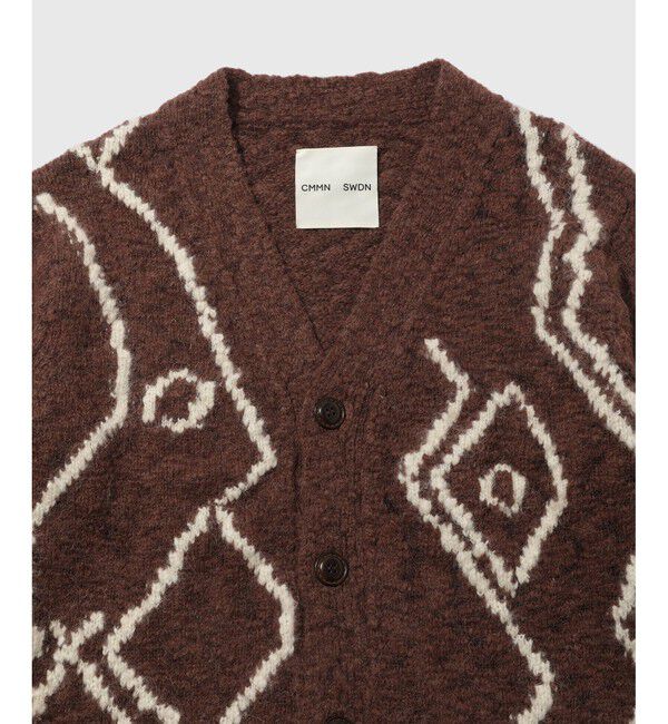 ADAM ET ROPE'「【CMMN SWDN/コモン スウェーデン】Rug artwork Cardigan」|カーディガン|