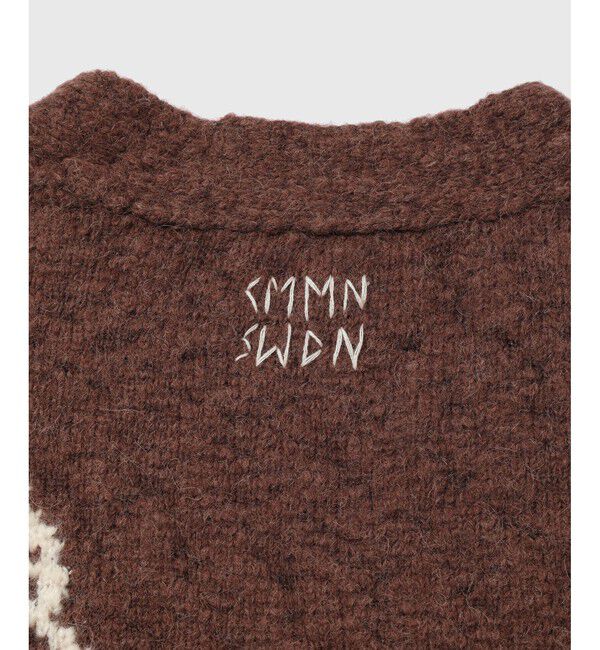 ADAM ET ROPE'「【CMMN SWDN/コモン スウェーデン】Rug artwork Cardigan」|カーディガン|