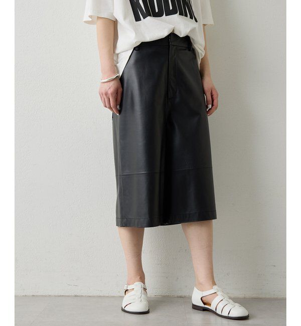  「レザーハーフパンツ」|チノ|
