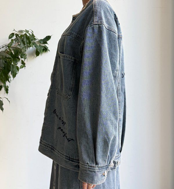  「【WEB限定】デニム刺繍ジャケット」|ブルゾン・スタジャン|
