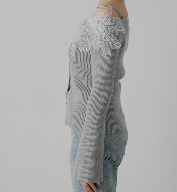  「【SALON by Chico】フラワーレースオフショルリブデザインニット」|カーディガン|