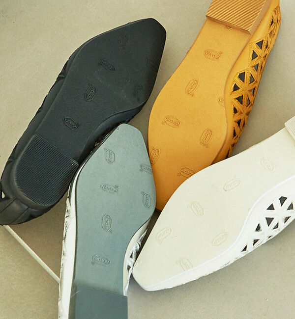 AU BANNISTER「【40周年】【Vibram/ヴィブラムソール】フラットパンプス」|パンプス|