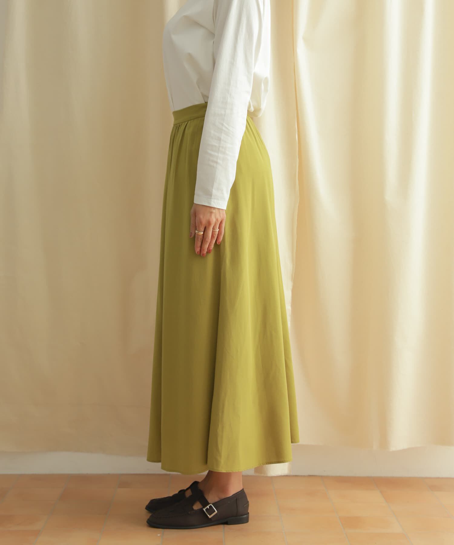 URBAN RESEARCH DOORS「フレアロングスカート」|スカート|
