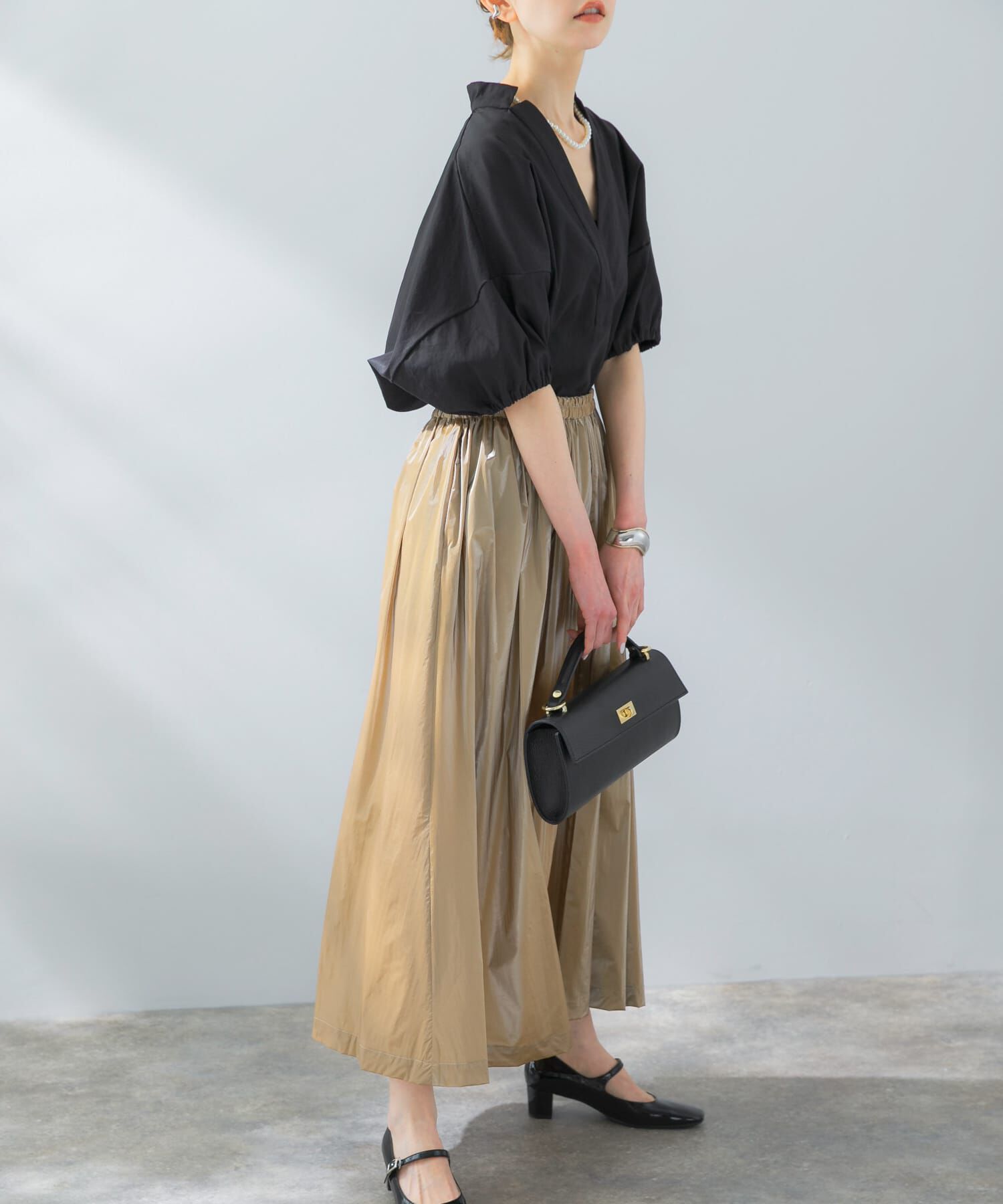 URBAN RESEARCH ROSSO「グロッシーギャザースカート」|スカート|