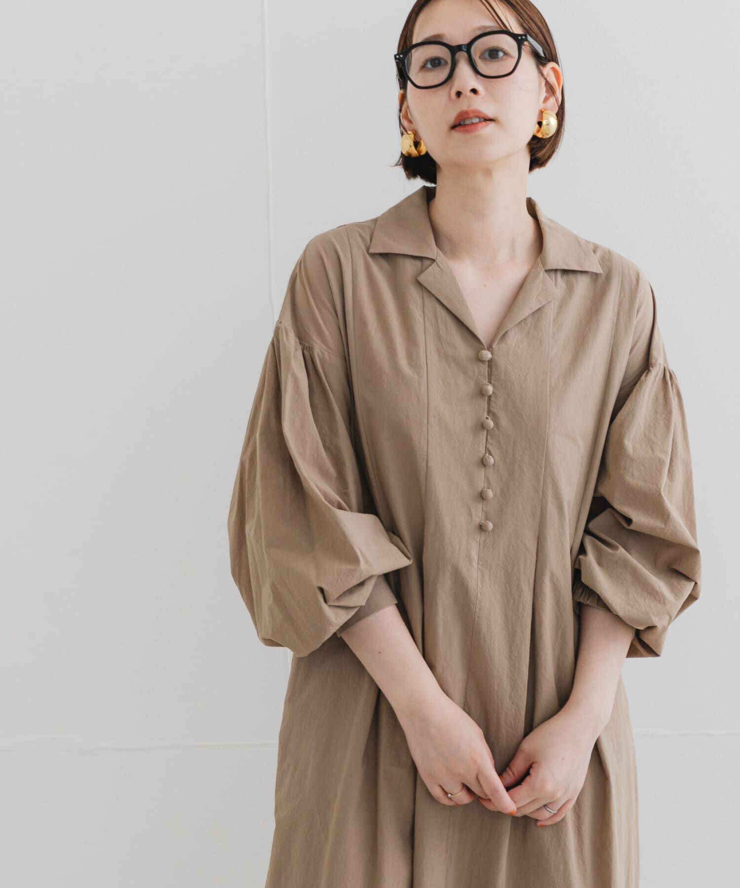 URBAN RESEARCH ROSSO「F by ROSSO　オープンカラーワンピース」|ワンピース|ベージュ