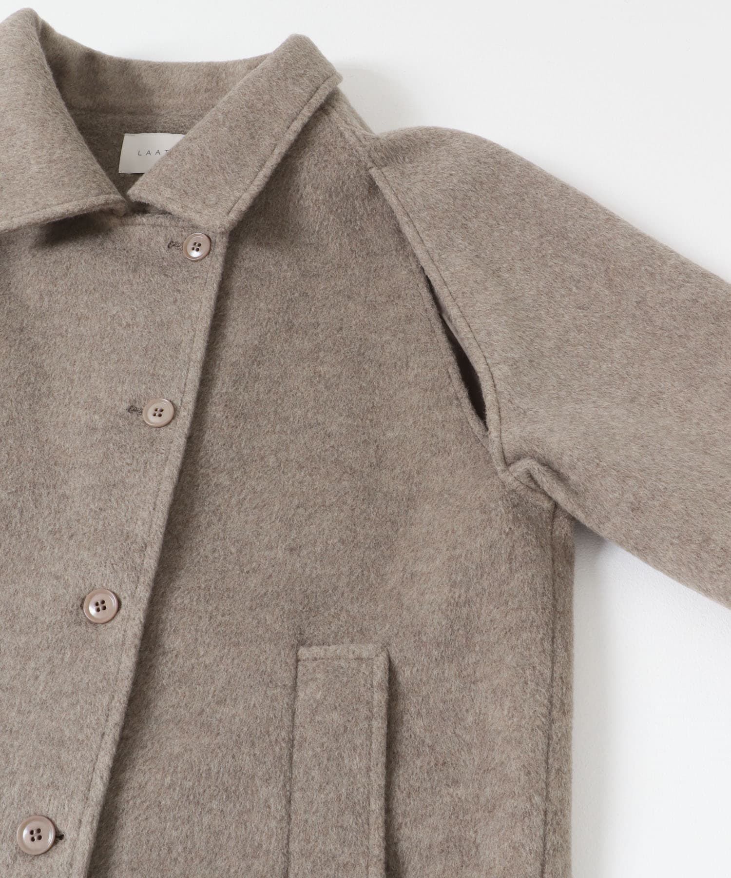 LAATO「balmacaan coat」|ステンカラーコート|