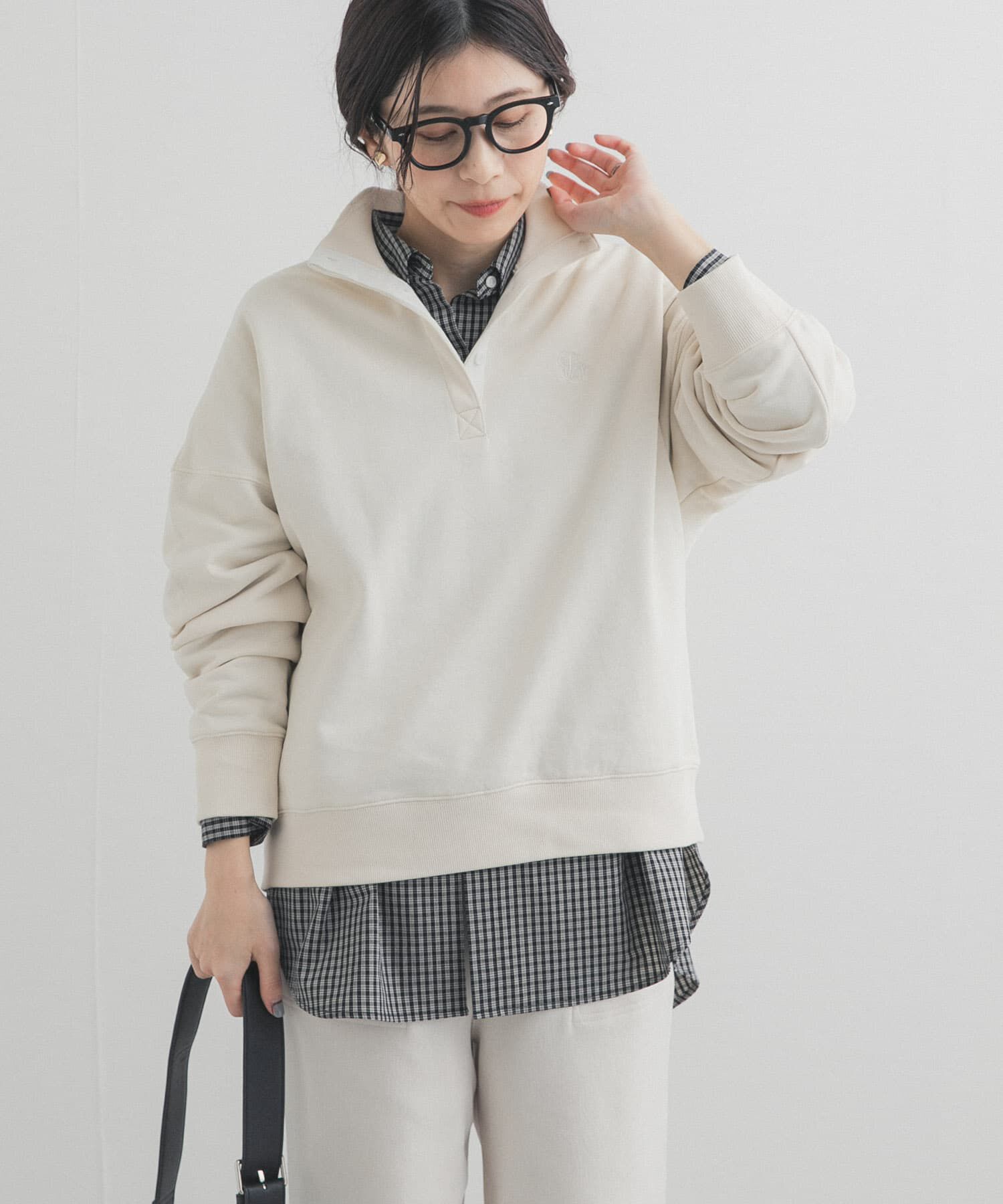 URBAN RESEARCH DOORS「刺繍スタンドカラースウェット」|スウェット・ジャージ|