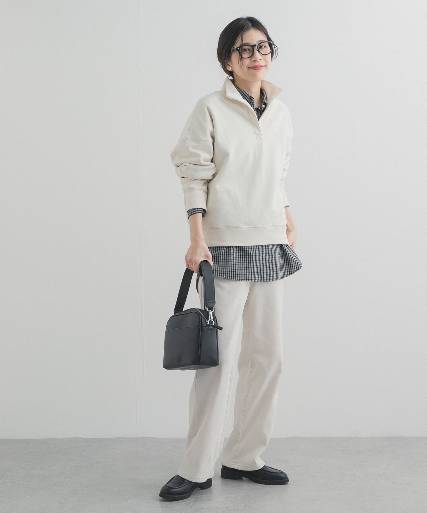 URBAN RESEARCH DOORS「刺繍スタンドカラースウェット」|スウェット・ジャージ|