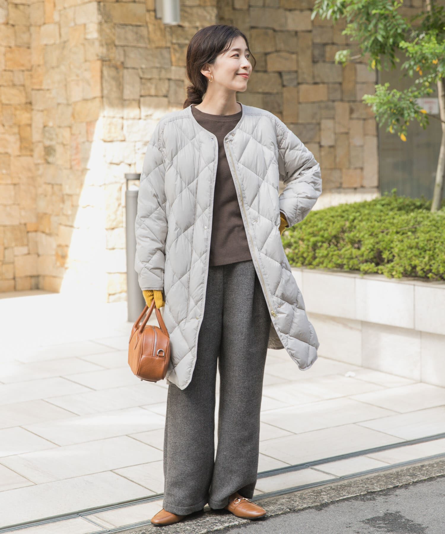 URBAN RESEARCH DOORS「ライトダウンキルトロングコート」|ノーカラーコート|