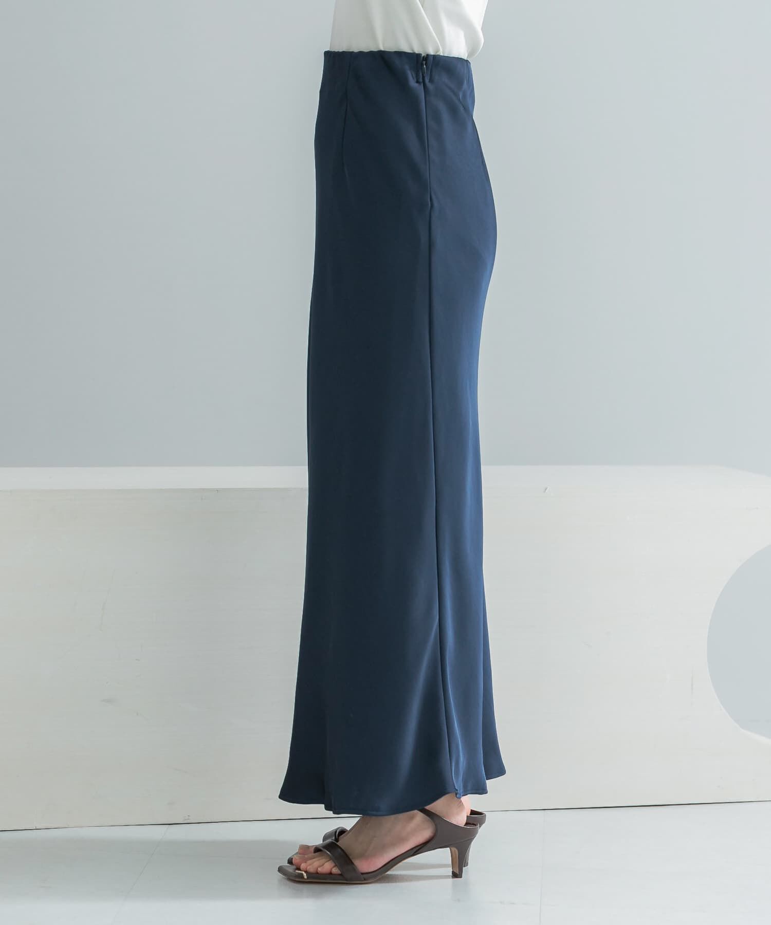 URBAN RESEARCH ROSSO「ヴィンテージシルキーサテンイージースカート」|スカート|