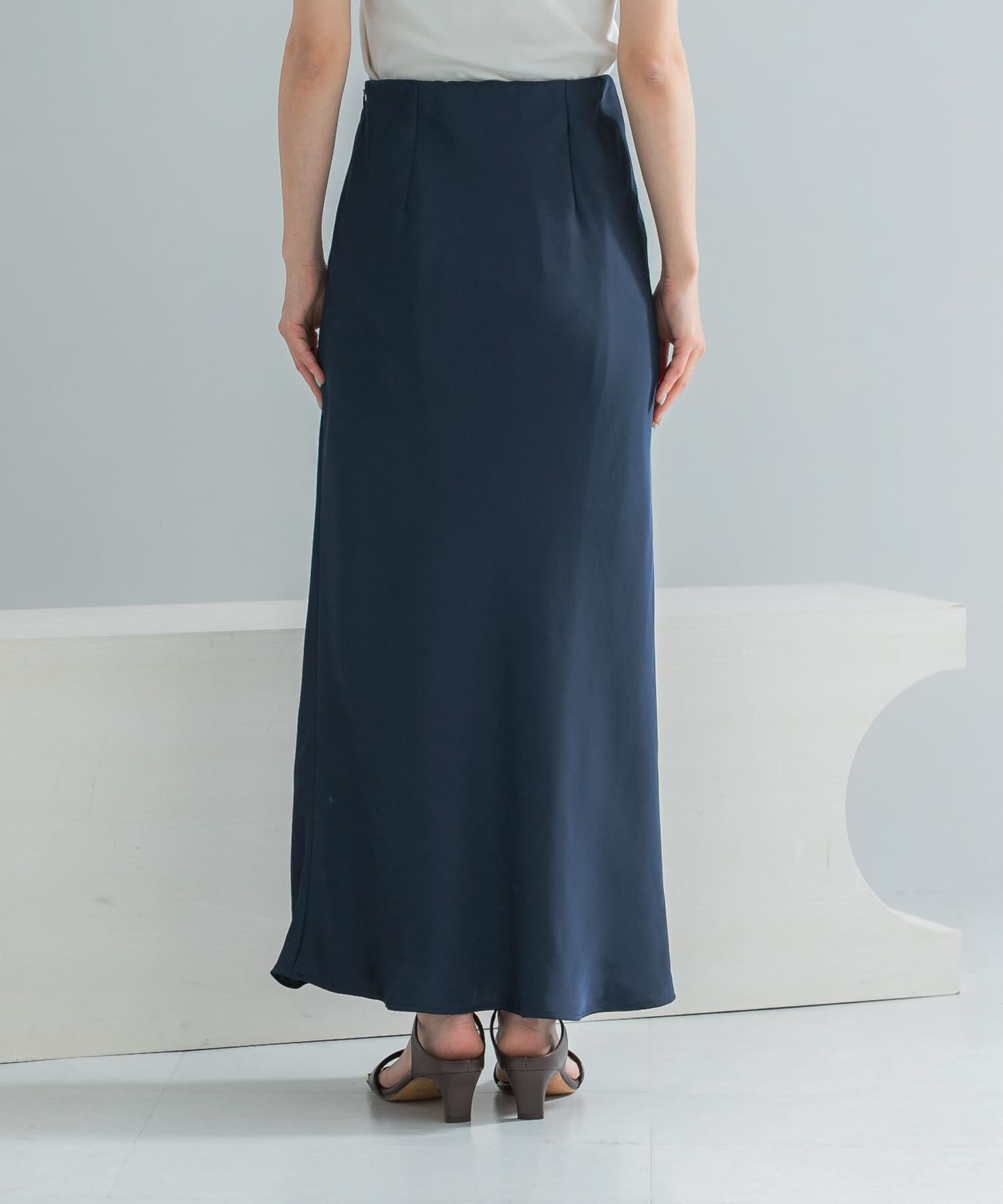 URBAN RESEARCH ROSSO「ヴィンテージシルキーサテンイージースカート」|スカート|