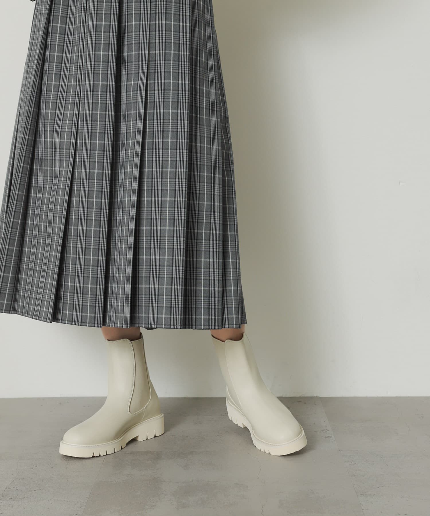 SENSE OF PLACE by URBAN RESEARCH「『軽量ソール採用』トラックソールサイドゴアブーツ」|ショートブーツ|