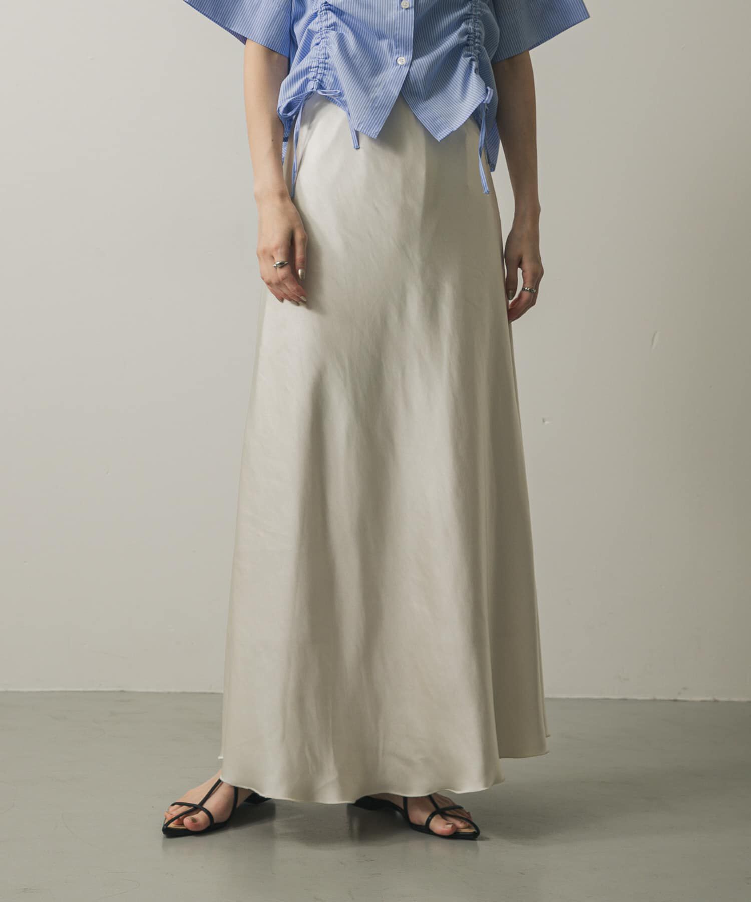 SENSE OF PLACE by URBAN RESEARCH「『一部WEB限定カラー』ナローサテンスカート」|スカート|