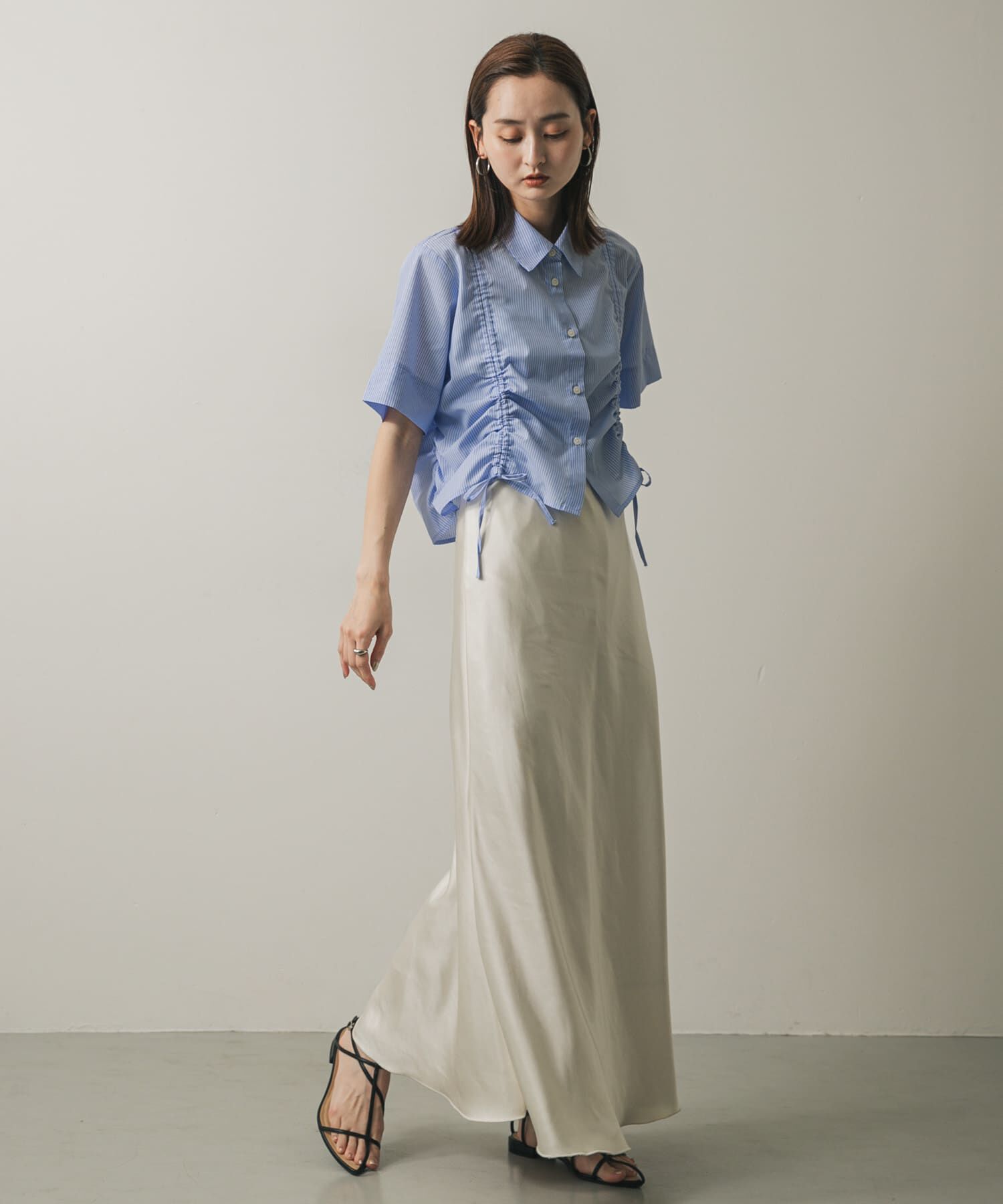 SENSE OF PLACE by URBAN RESEARCH「『一部WEB限定カラー』ナローサテンスカート」|スカート|