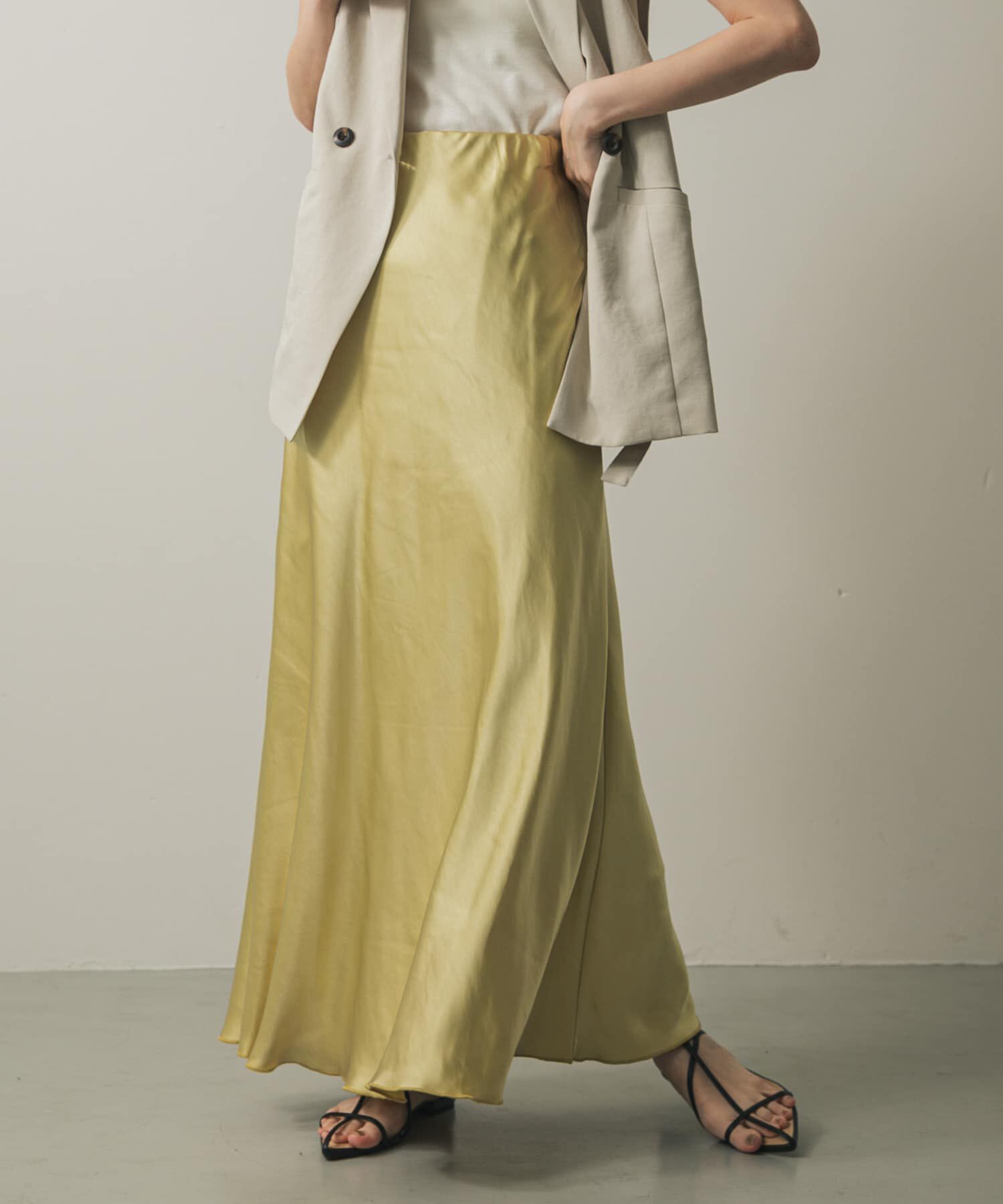 SENSE OF PLACE by URBAN RESEARCH「『一部WEB限定カラー』ナローサテンスカート」|スカート|
