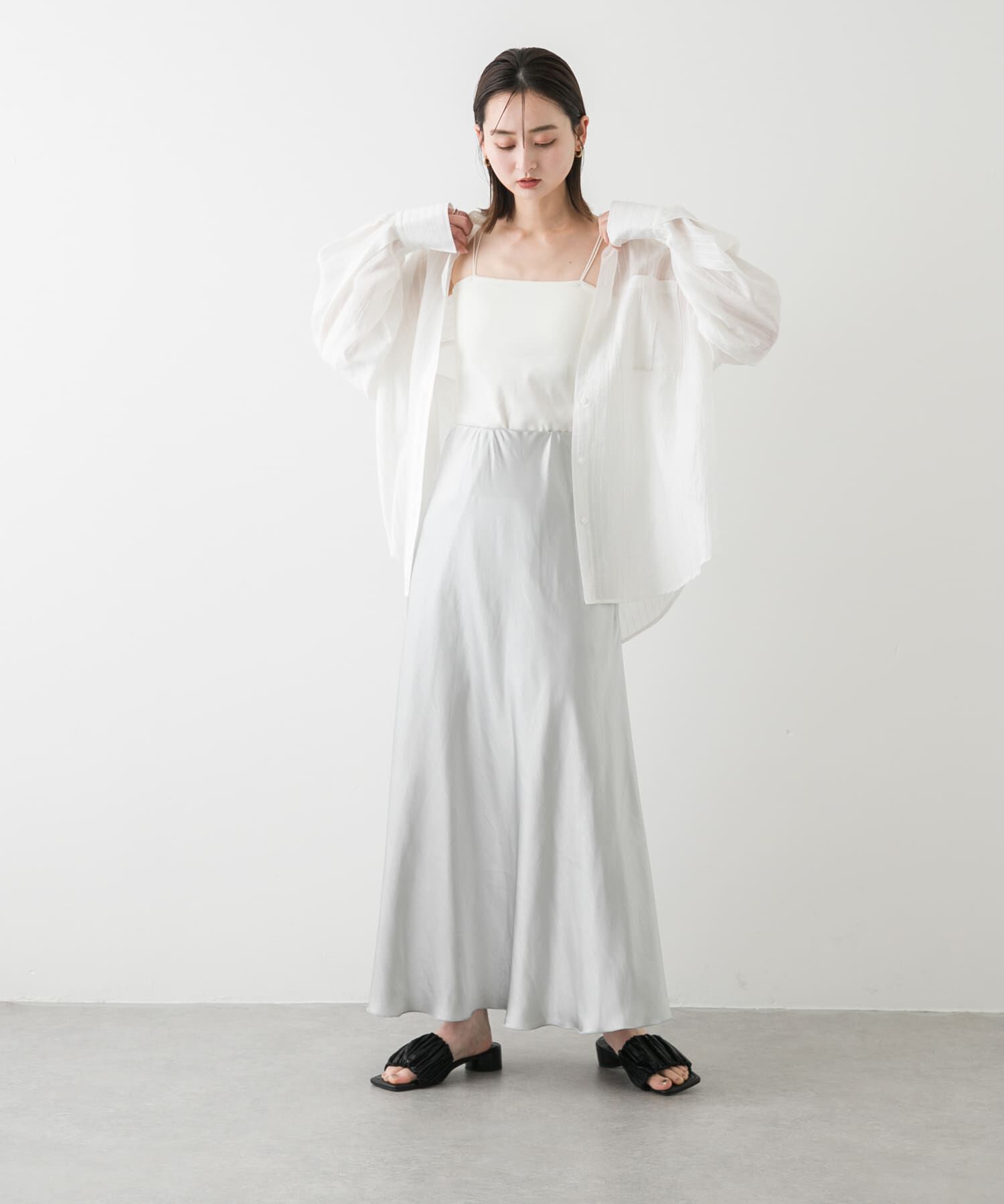 SENSE OF PLACE by URBAN RESEARCH「『一部WEB限定カラー』ナローサテンスカート」|スカート|