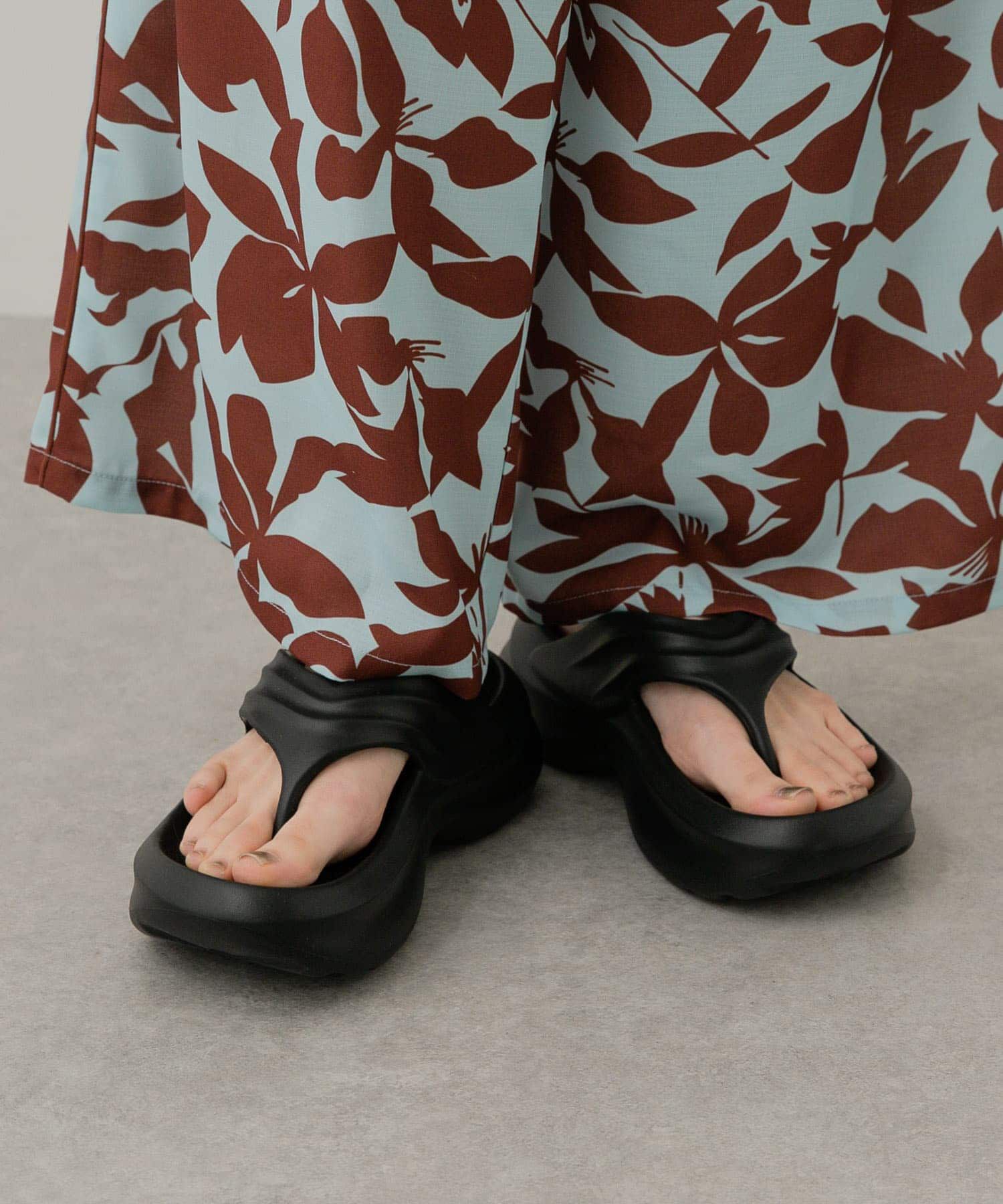 SENSE OF PLACE by URBAN RESEARCH「『WEB限定』トングクッションサンダル」|サンダル|