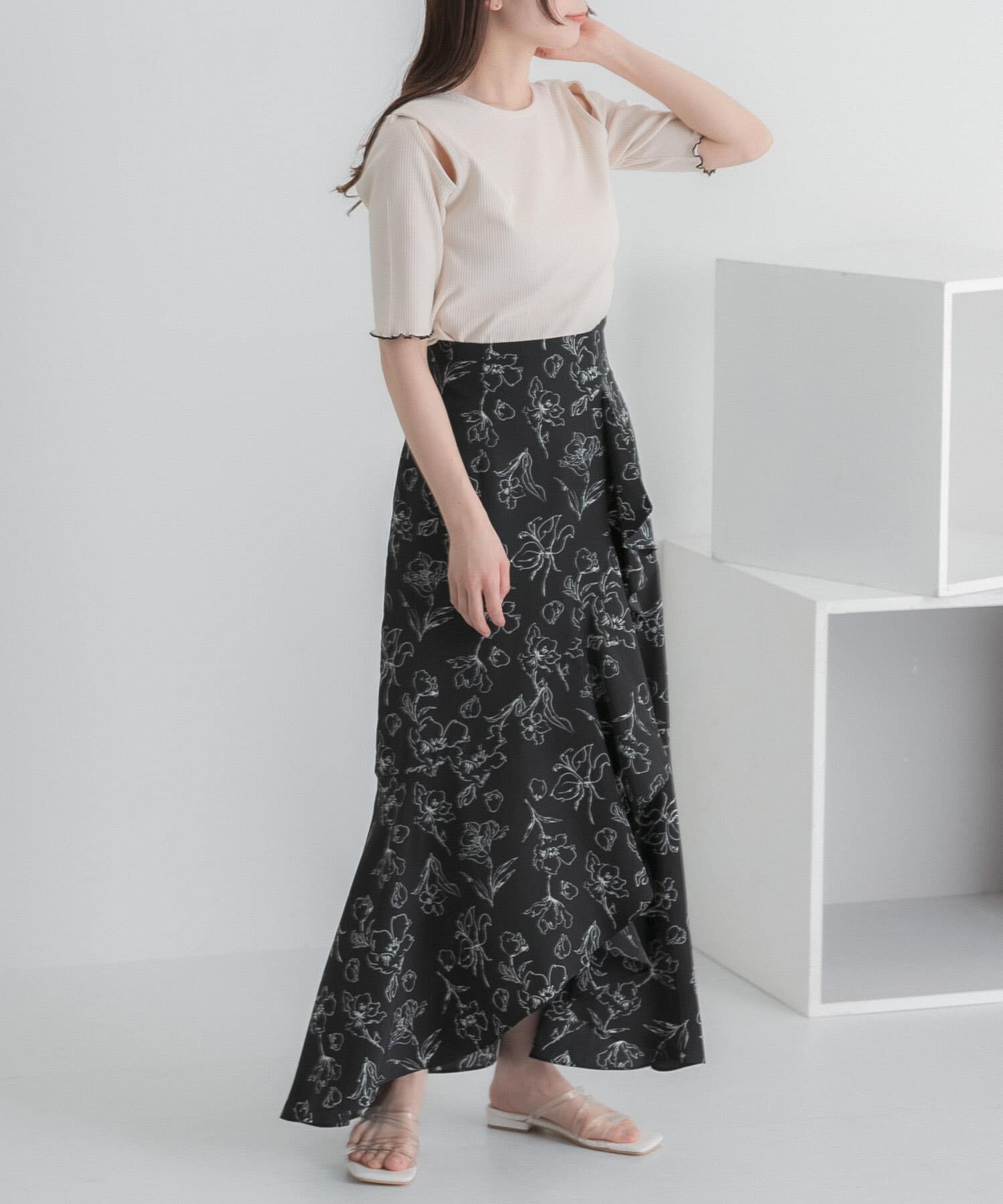 SENSE OF PLACE by URBAN RESEARCH「フラワープリントフリルスカート」|スカート|