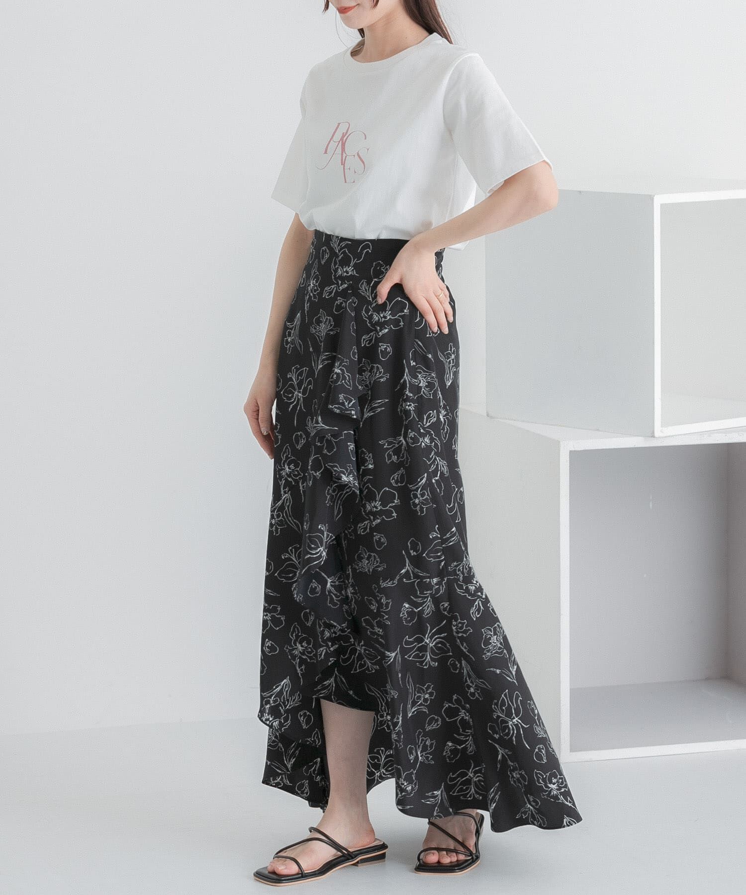 SENSE OF PLACE by URBAN RESEARCH「フラワープリントフリルスカート」|スカート|