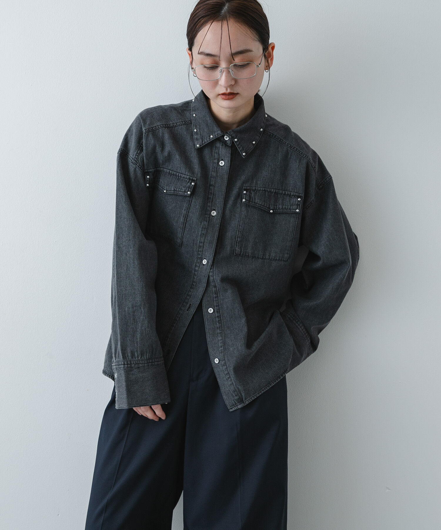 SENSE OF PLACE by URBAN RESEARCH「スタッズデニムシャツ」|シャツ・ブラウス|ブラック