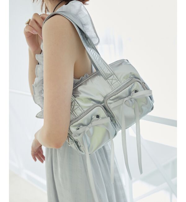 MAJESTICLEGON「シャイニーリボンバッグ」|ハンドバッグ|シルバー