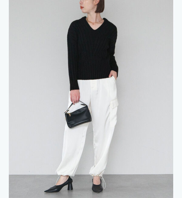 ur's「Vネックウエストシェイプワイドリブニット」|ニット・セーター|ブラック