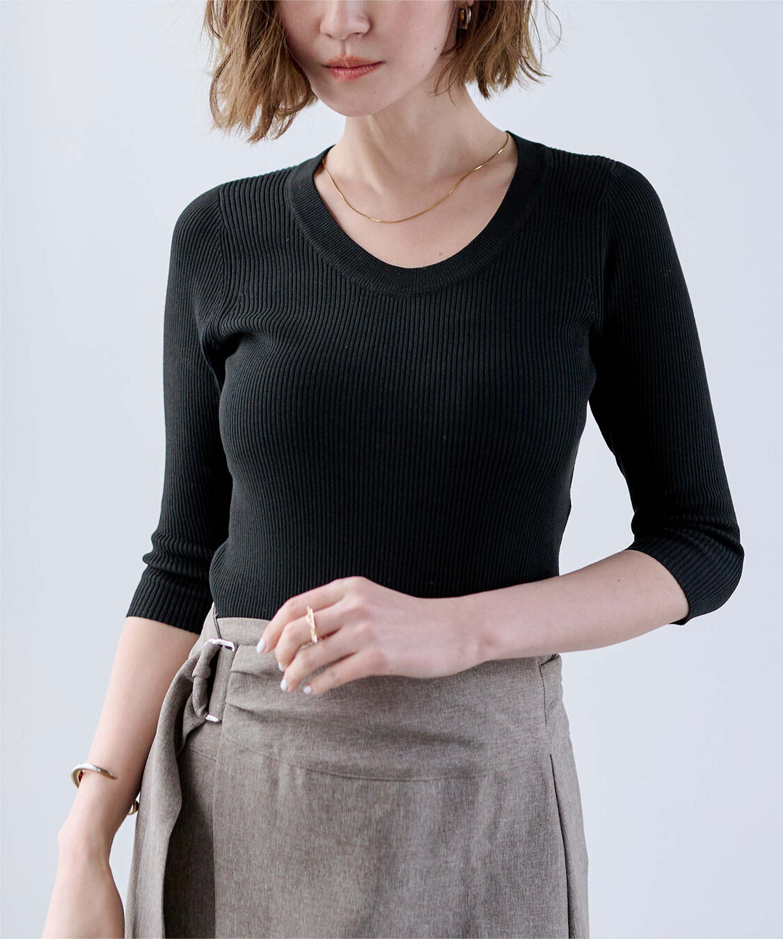 ur's「Uネックリブニット」|ニット・セーター|