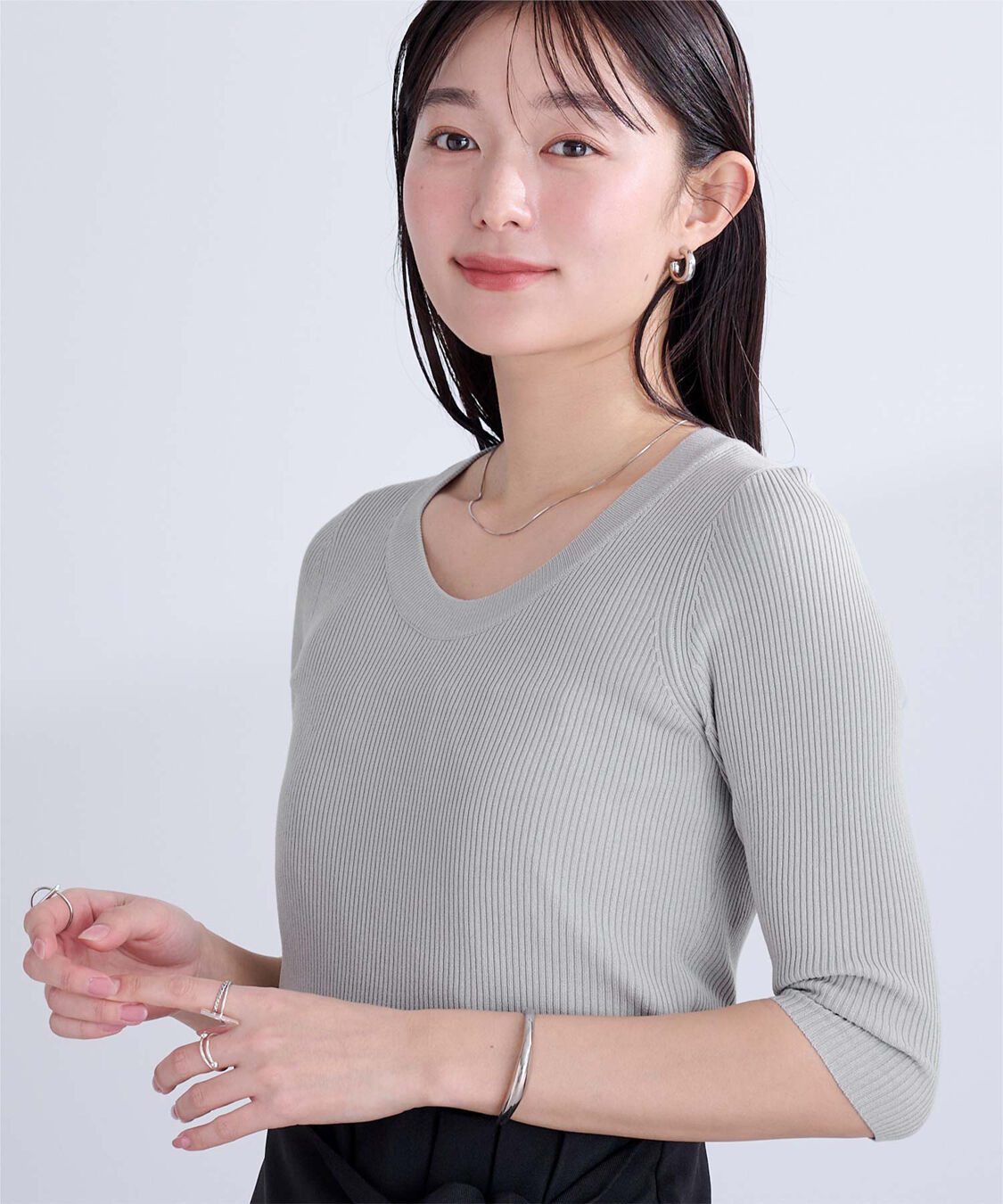 ur's「Uネックリブニット」|ニット・セーター|