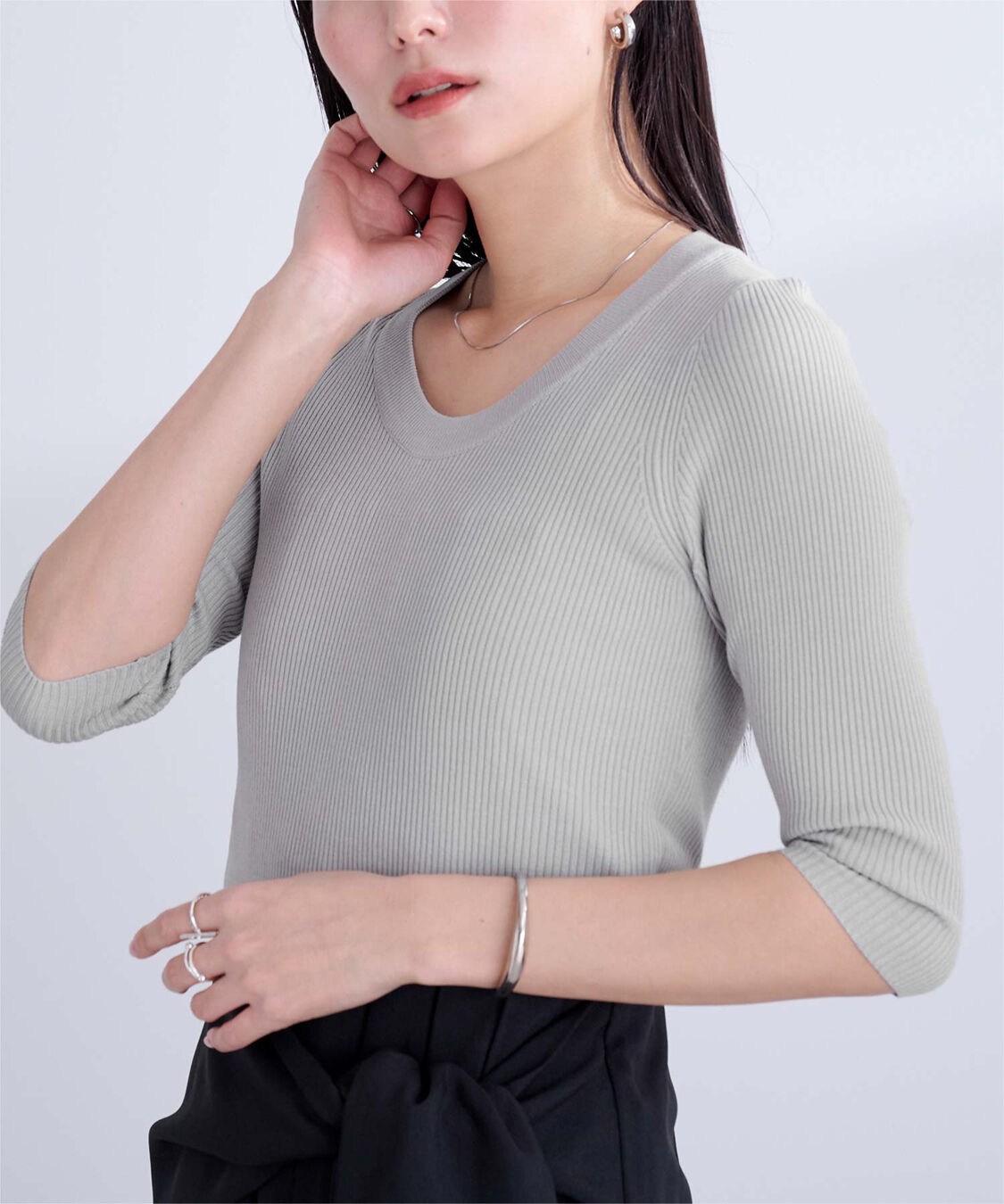 ur's「Uネックリブニット」|ニット・セーター|