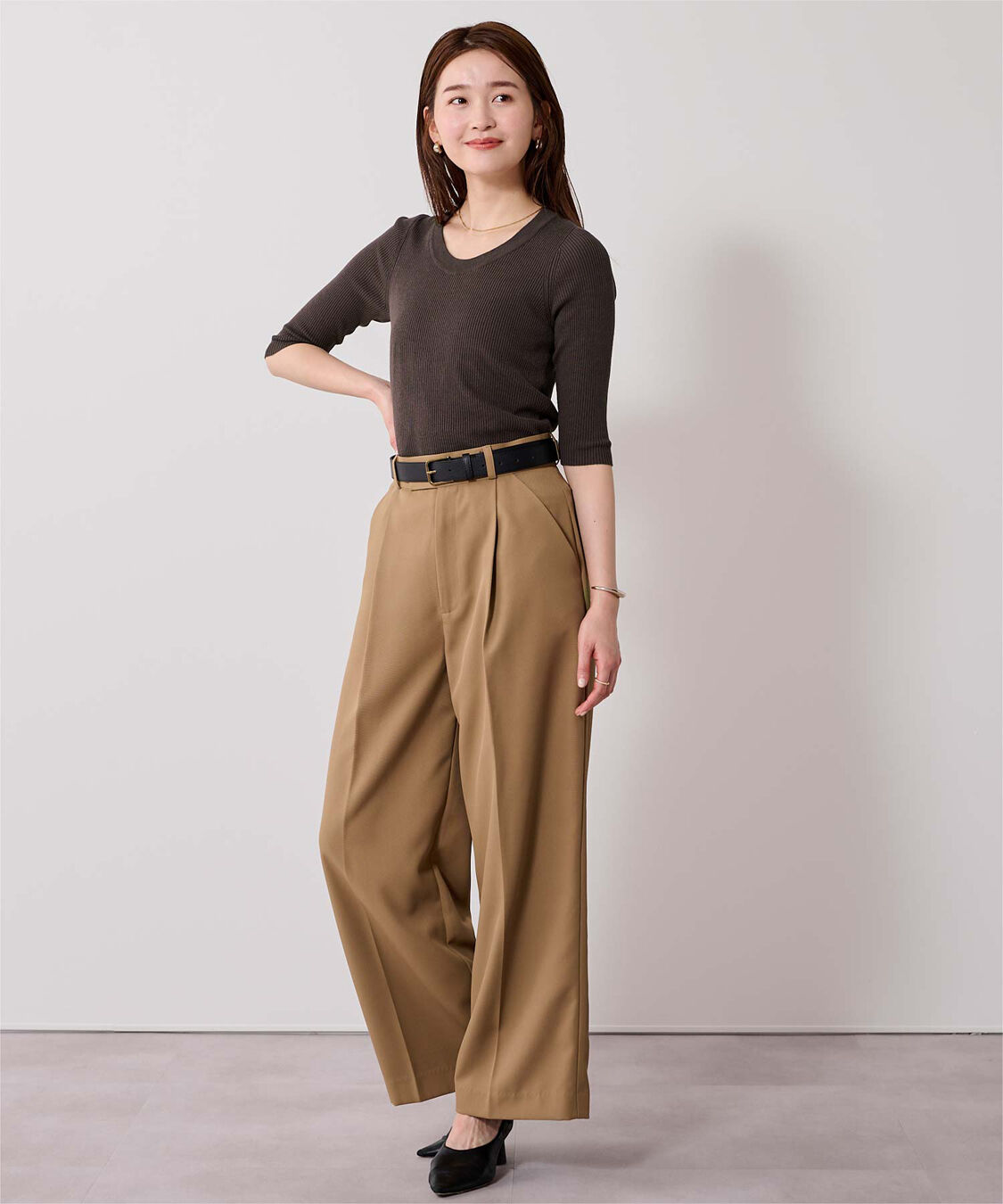 ur's「Uネックリブニット」|ニット・セーター|