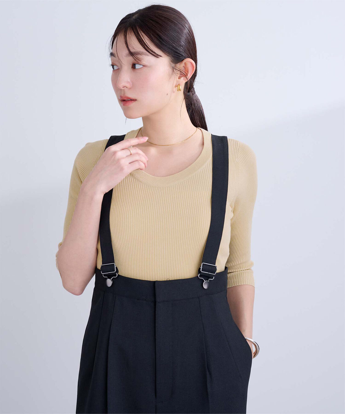 ur's「Uネックリブニット」|ニット・セーター|