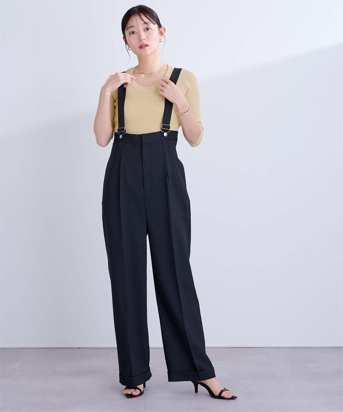 ur's「Uネックリブニット」|ニット・セーター|