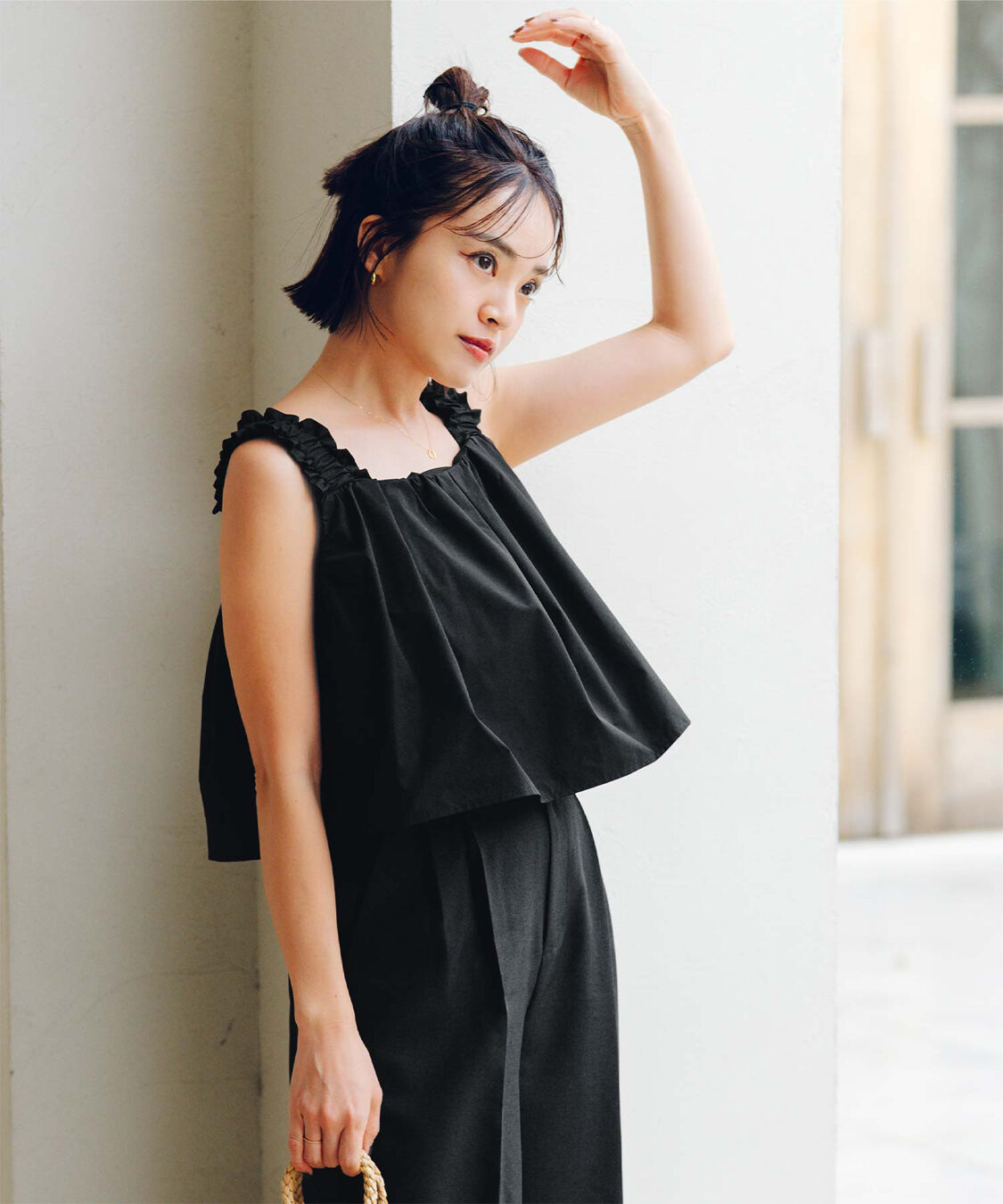 ur's「【春名亜美さんコラボアイテム】2wayフリルショルダートップス」|シャツ・ブラウス|