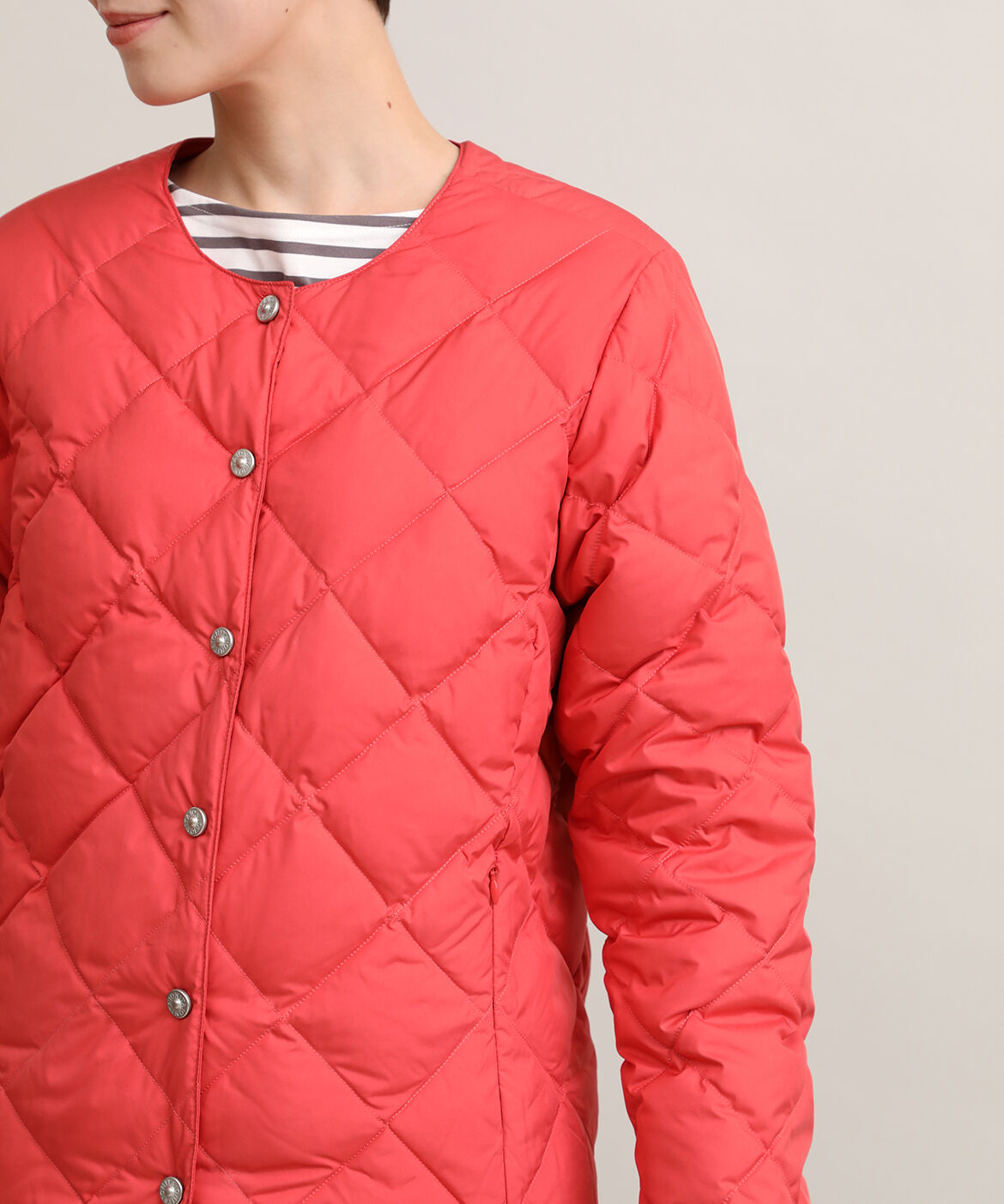 DAY by DAY it&rsquo;s international「クルーネックダウンジャケット《TAION &amp; LIMONTA EAST》」|ダウン|