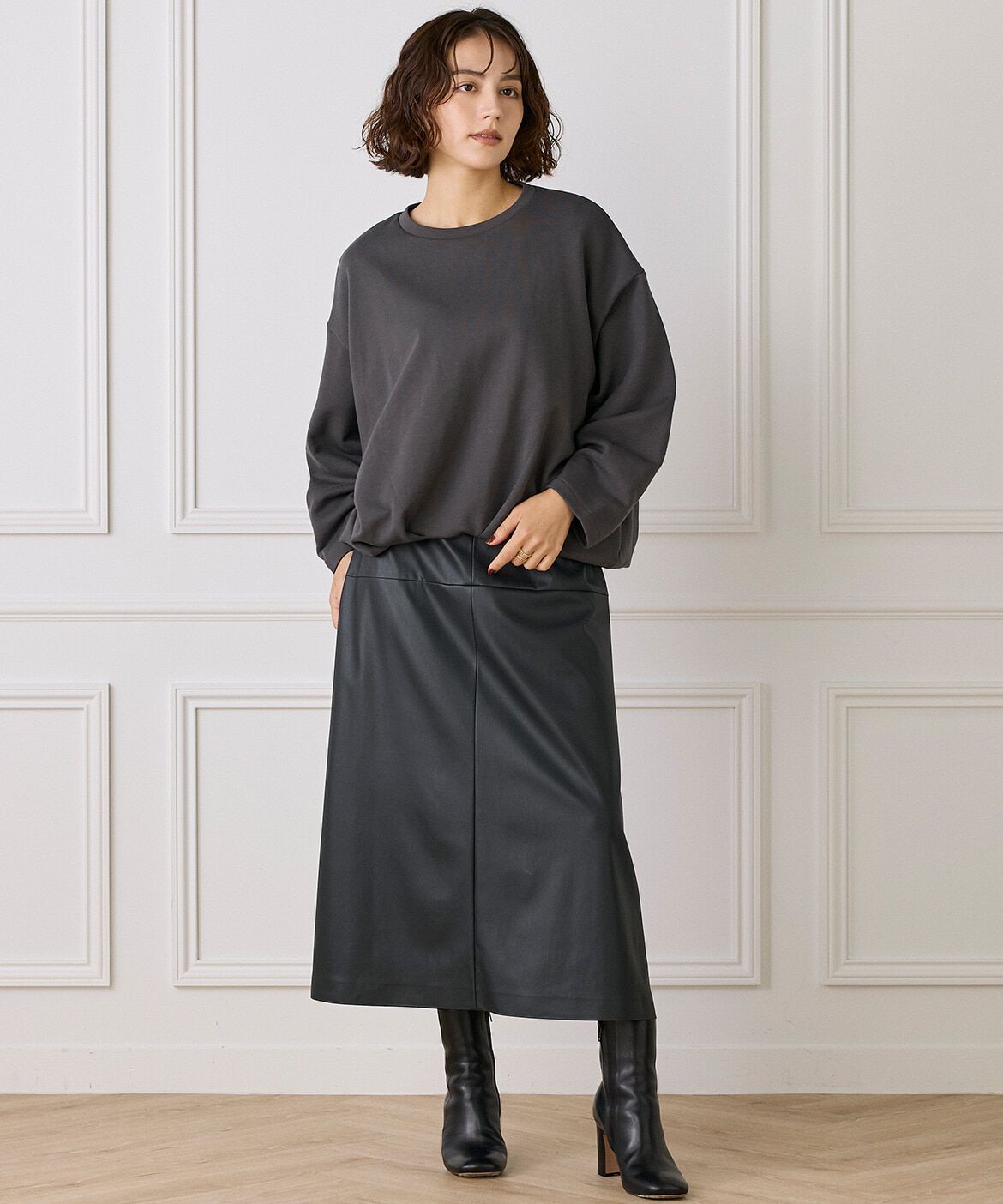 INED「フロントタック裏毛プルオーバー《YVON》」|スウェット・ジャージ|