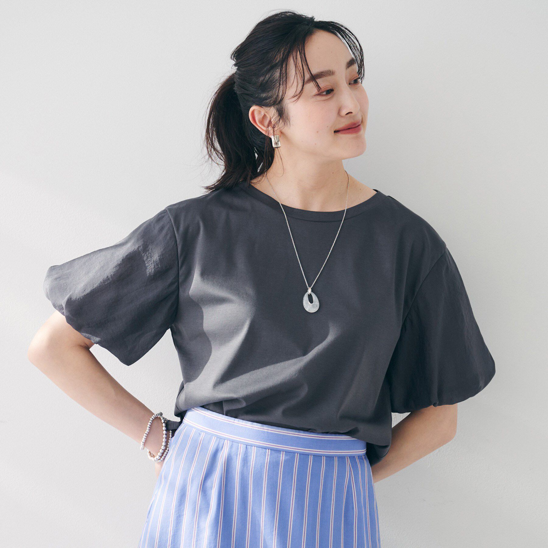 UNTITLED「【二の腕カバー/洗える】袖シアーバルーンプルオーバー」|Tシャツ・カットソー|