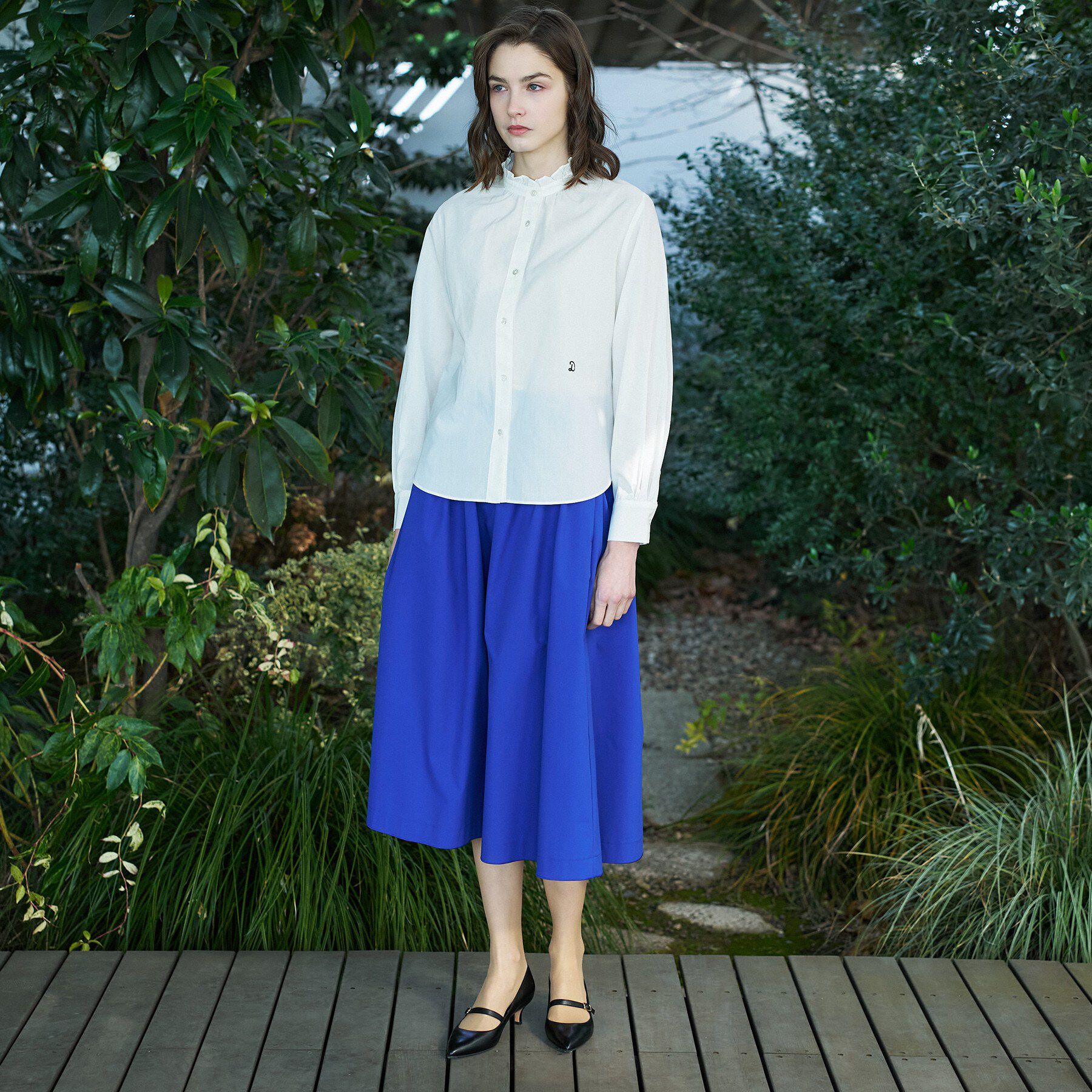 DRESSTERIOR「スタンドフリルネックブラウス」|シャツ・ブラウス|