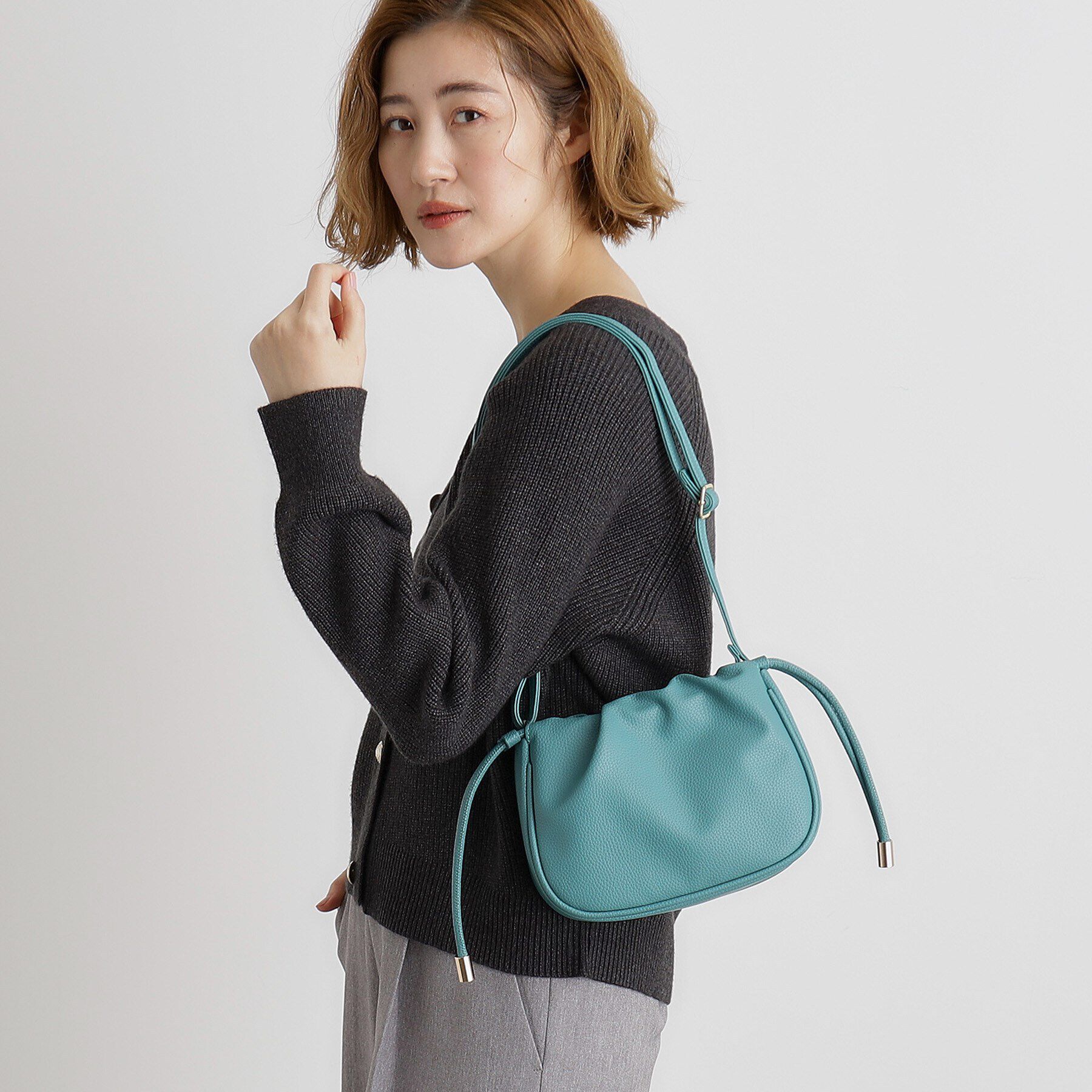 grove「【雑誌掲載】ラウンド巾着ショルダー」|ショルダー・メッセンジャー|